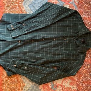 Long Sleeve Van Heusen Dress Shirt